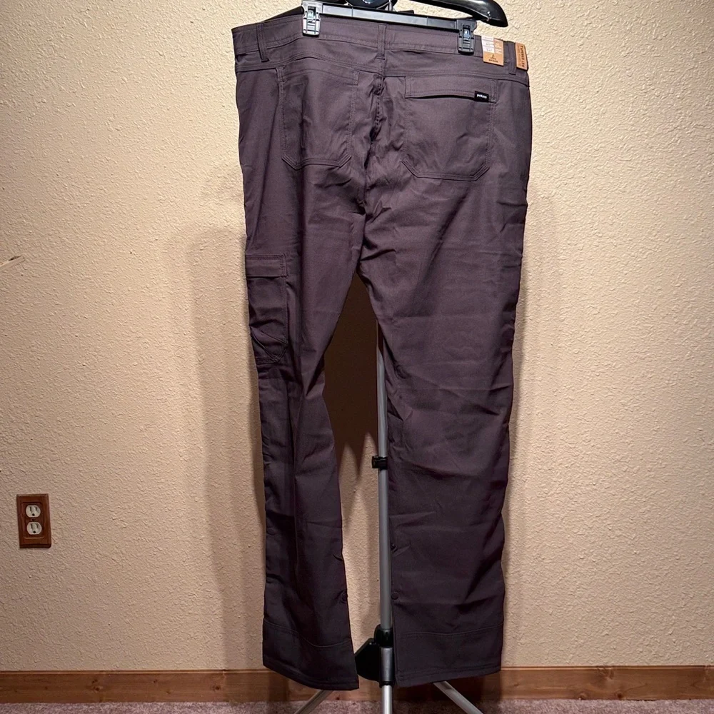 Men’s gray cargo hiking pants slim fit extra stretch size 40/34 $95.00 - Picture 9 of 10